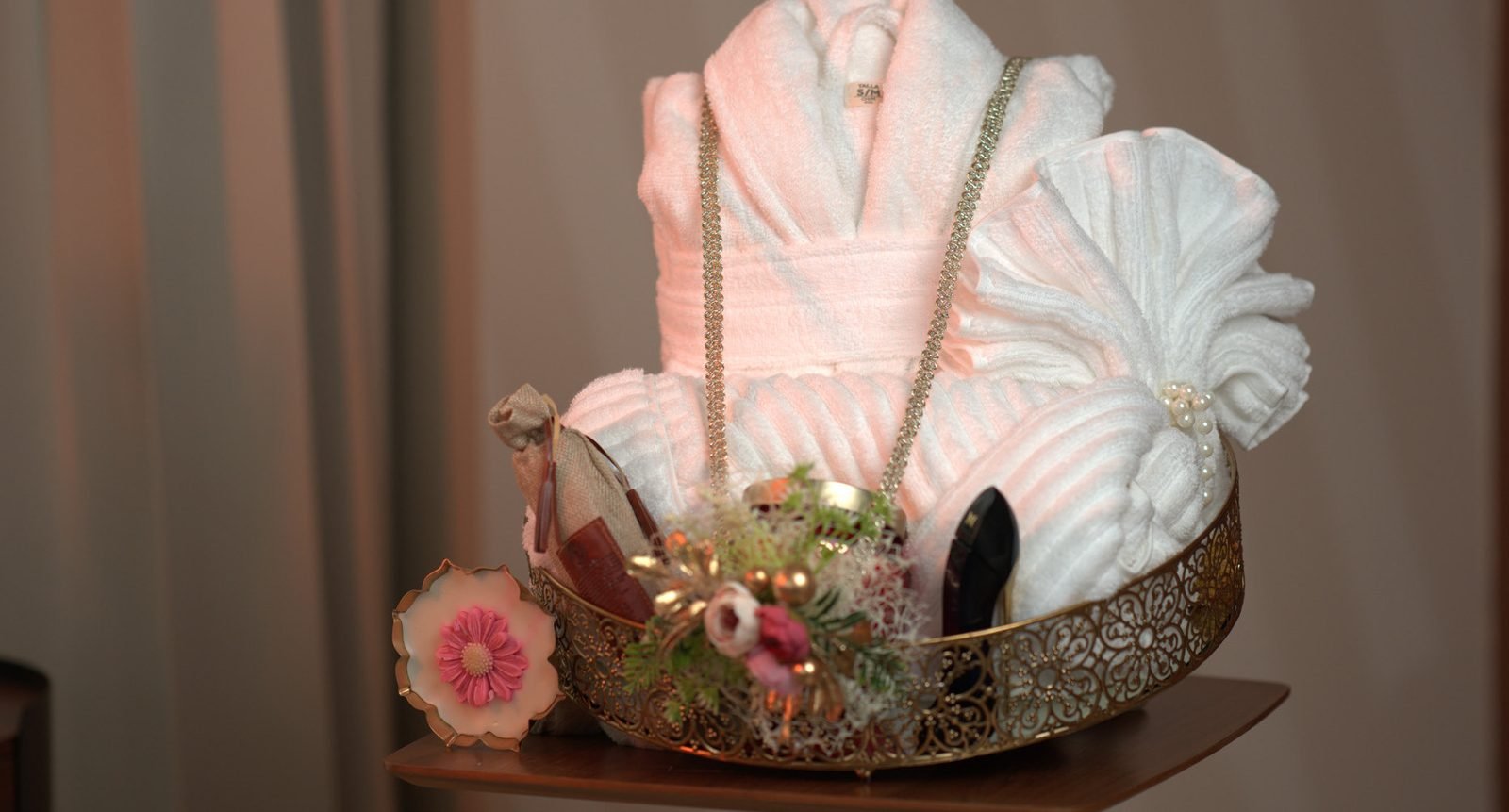 Bath robe and towel gifting tray